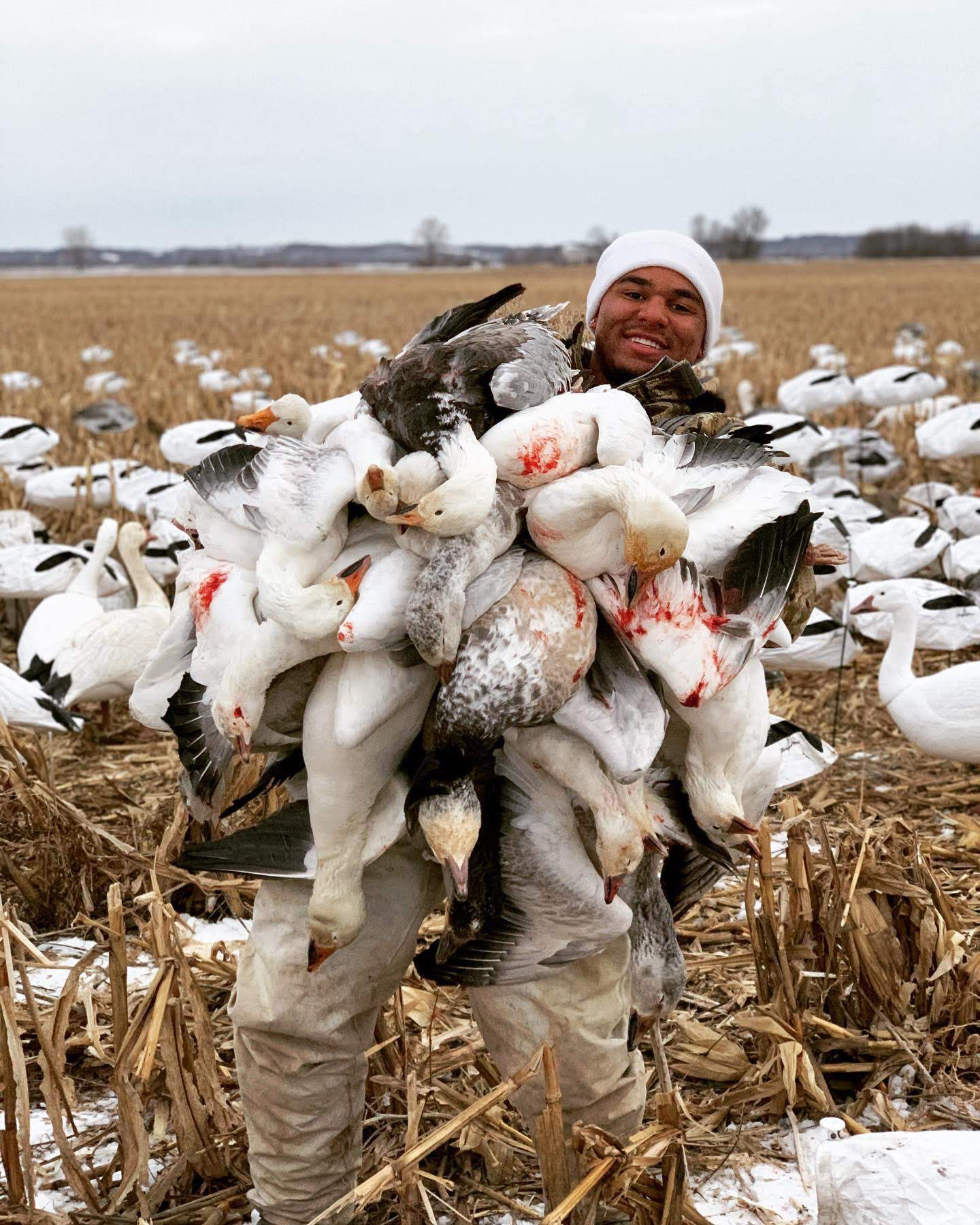 Whiteout Outfitters Spring Snow Goose Hunts IMG_2220.jpg