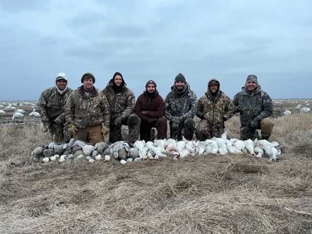 Whiteout Outfitters Spring Snow Goose Hunts IMG_1300.jpg